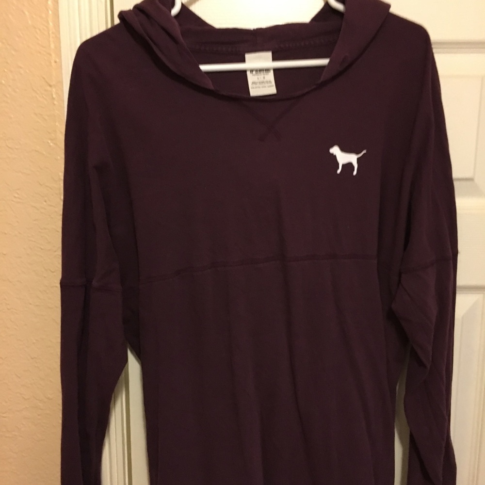 (L) VS PINK hooded long sleeve.